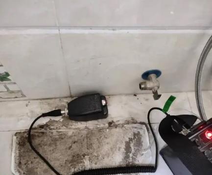 大化屋顶漏水维修公司分享下卫生间漏水的危害及解决方法